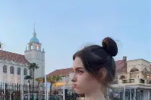 越洗越黑！小S丈夫发大S灵堂照撩粉她力挺的样子真让人心寒