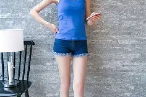 杀疯了！2026赵丽颖王者归来娱乐圈乱象里独善其身